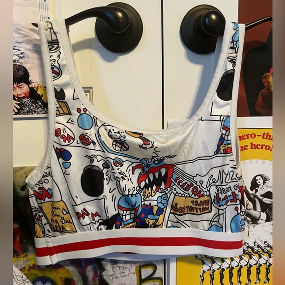 Cropped cartoony / comic book tank top size small - Picture 2 of 2